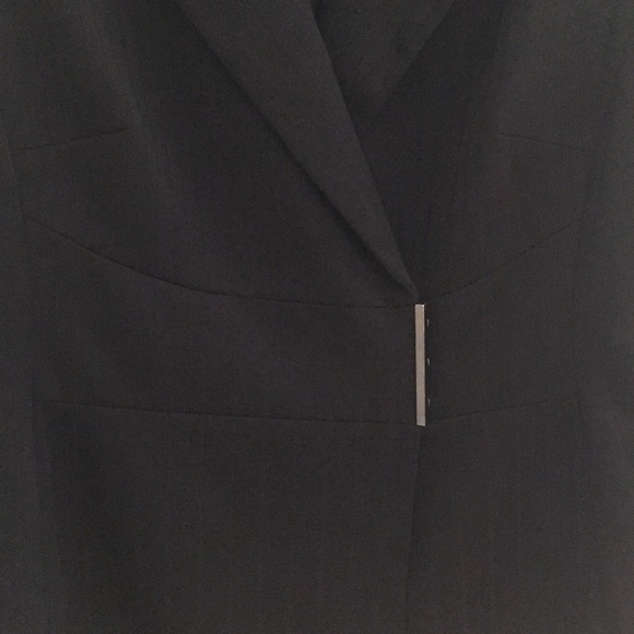 John Meyer of Norwich Black Blazer Jacket - Picture 2 of 5